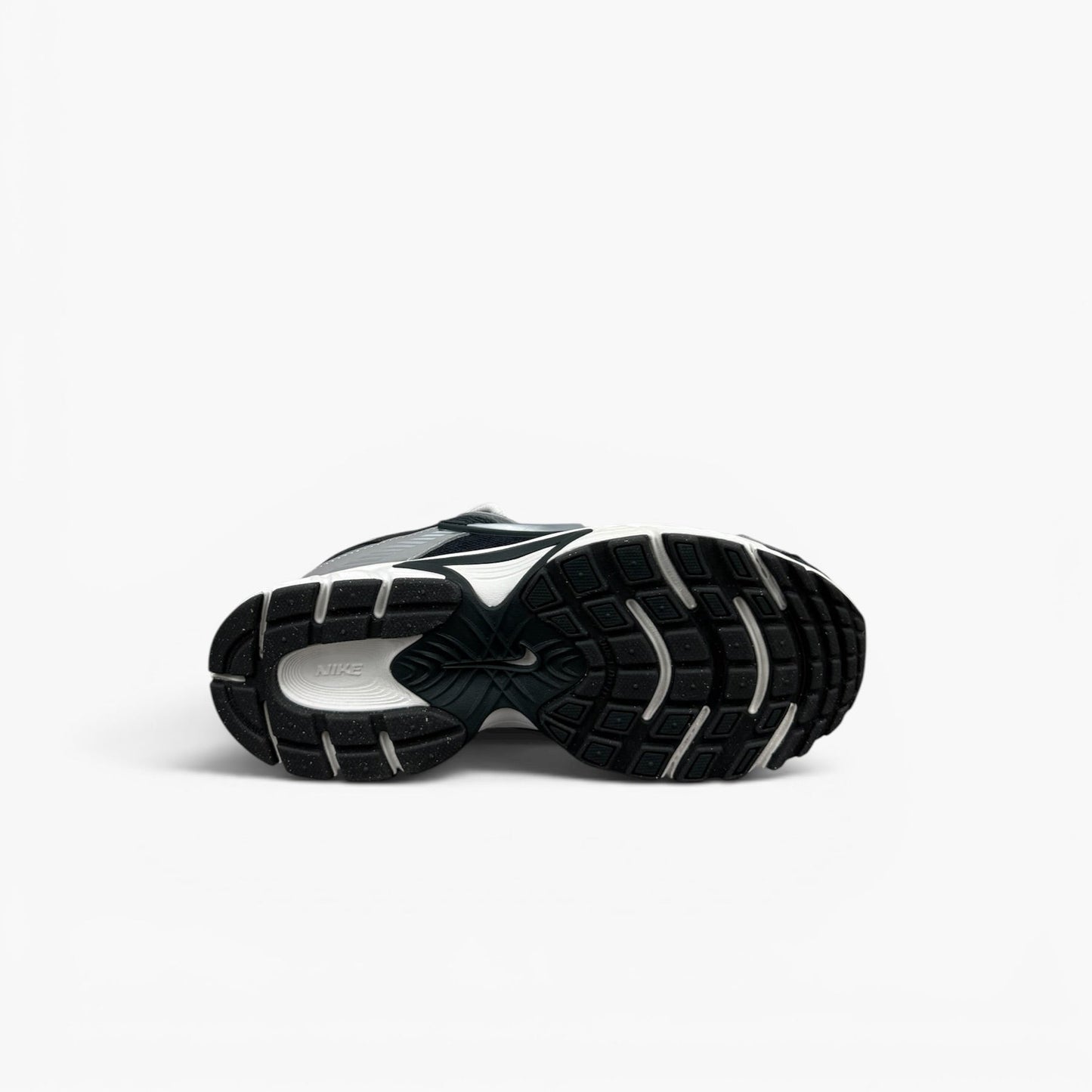 Nike Wmns V5 RNR Seaweed Metallic Silver HQ7901-300