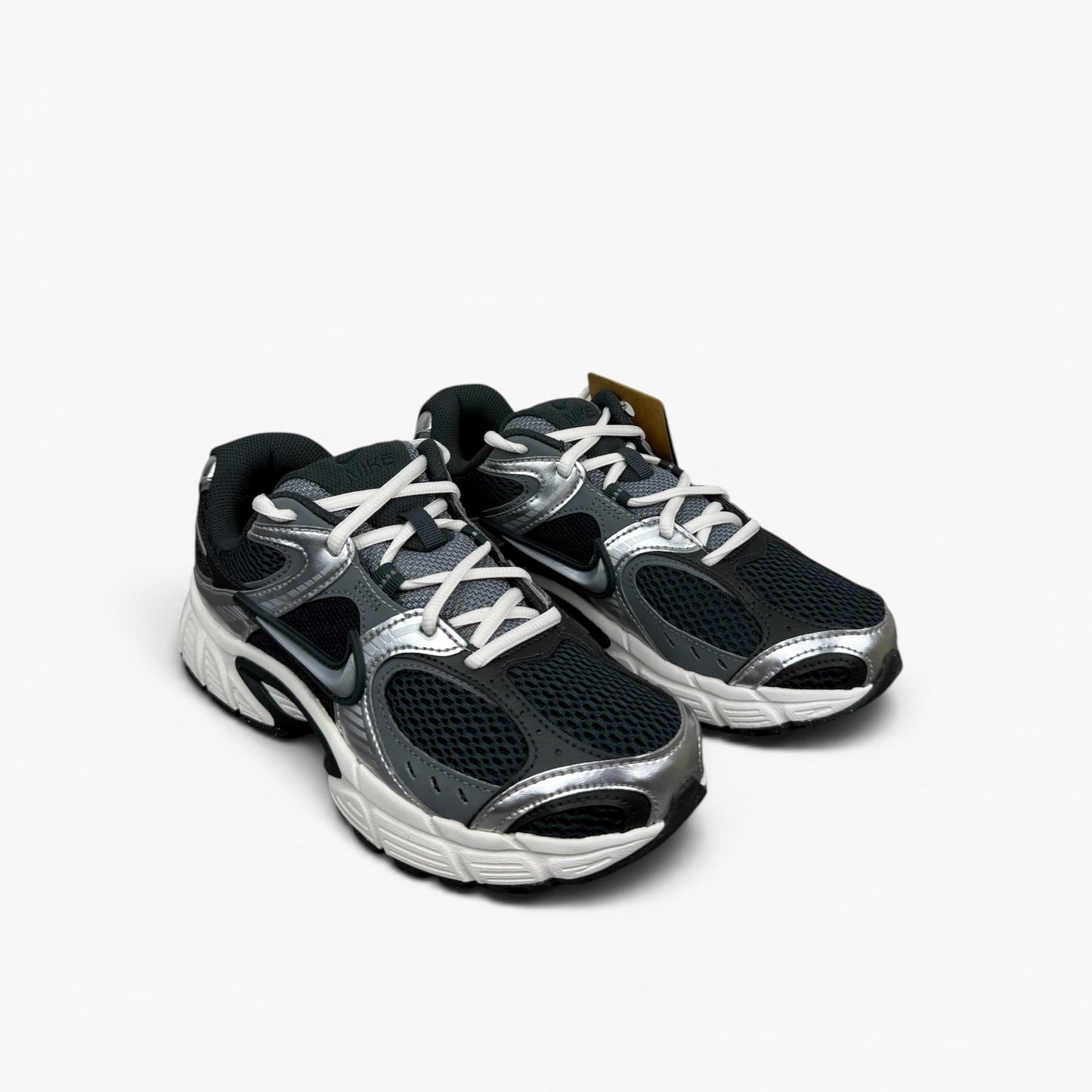 Nike Wmns V5 RNR Seaweed Metallic Silver HQ7901-300