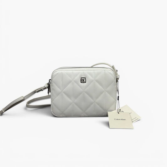 Calvin Klein Quilted Camera Bag LV04F3328G Weiß Schultertasche