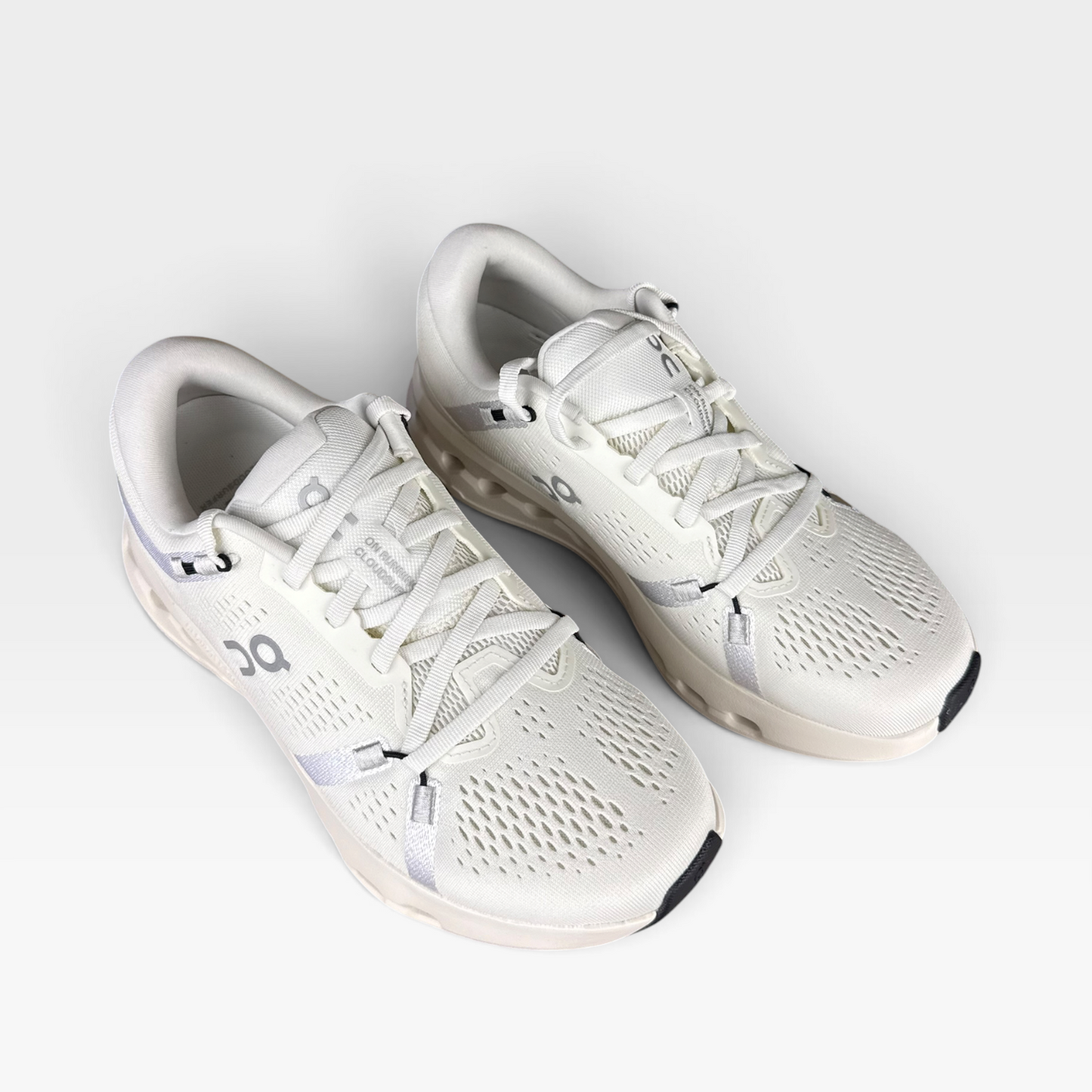 On Cloudsurfer 2 Ivory Damen Schuhe