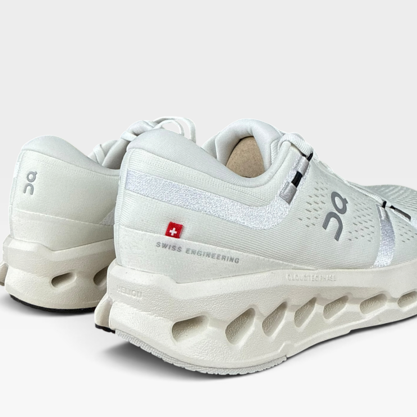 On Cloudsurfer 2 Ivory Damen Schuhe