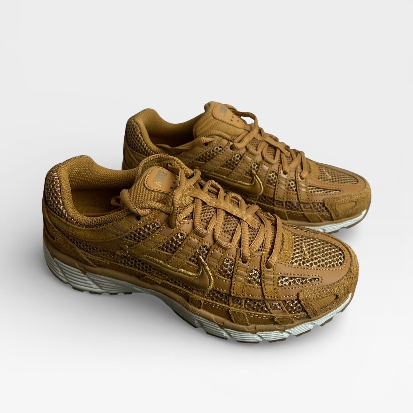 Nike P-6000 SE Flax Metallic Gold Sail