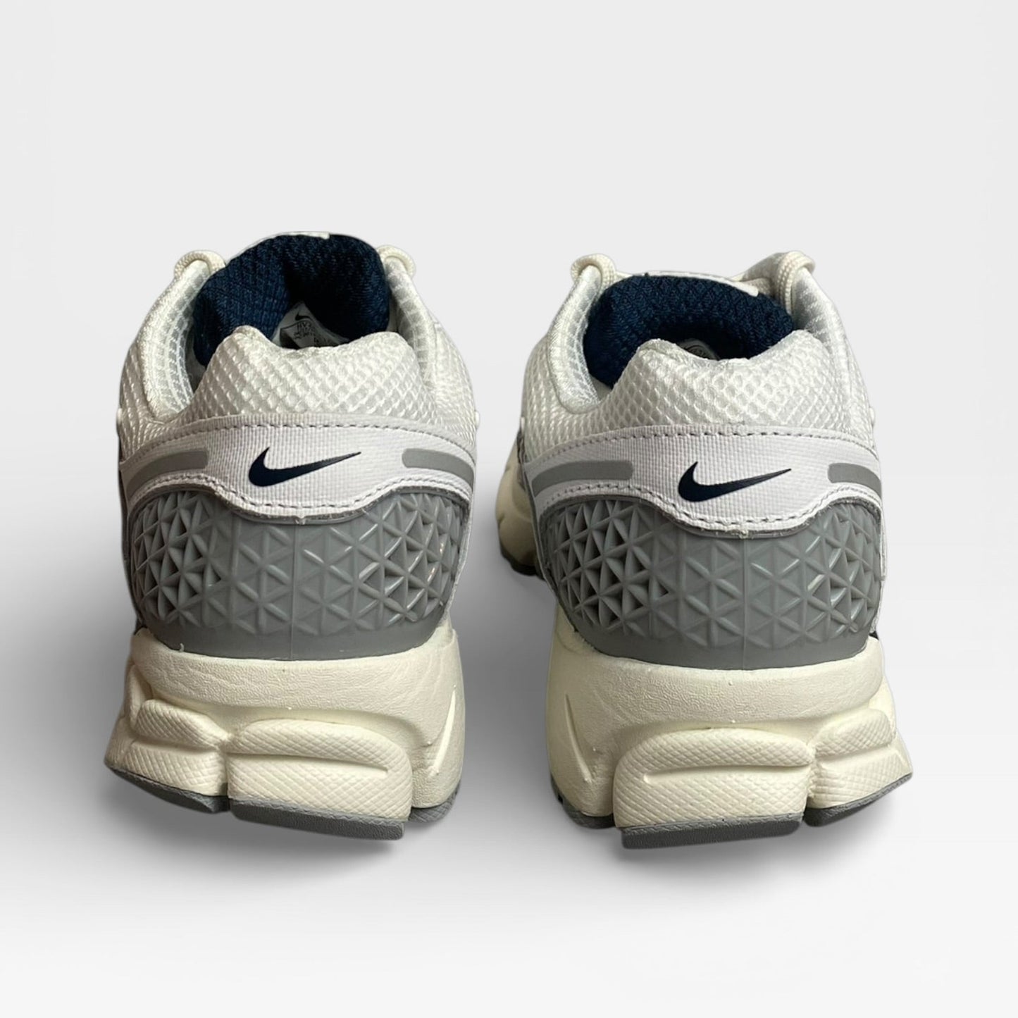 Nike Zoom Vomero 5 White Armory Navy